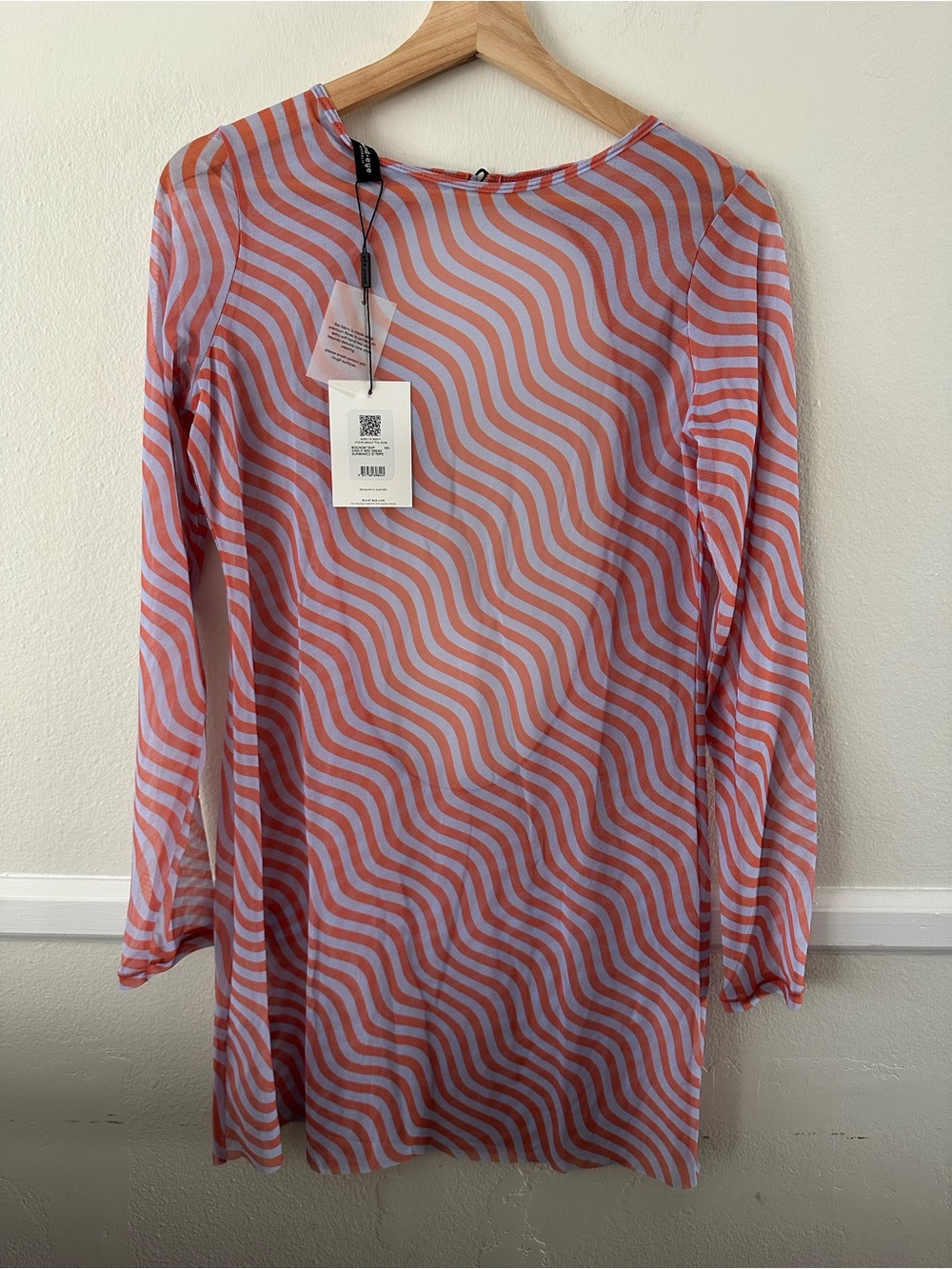 bond-eye Pink and Orange Wave Mesh Swim Coverup